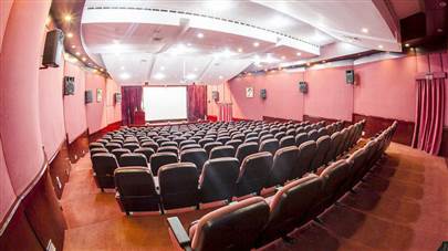 سالن آمفی تئاتر هتل پارس ائل گلی تبریز سالن آمفی تئاتر هتل پارس ائل گلی تبریز